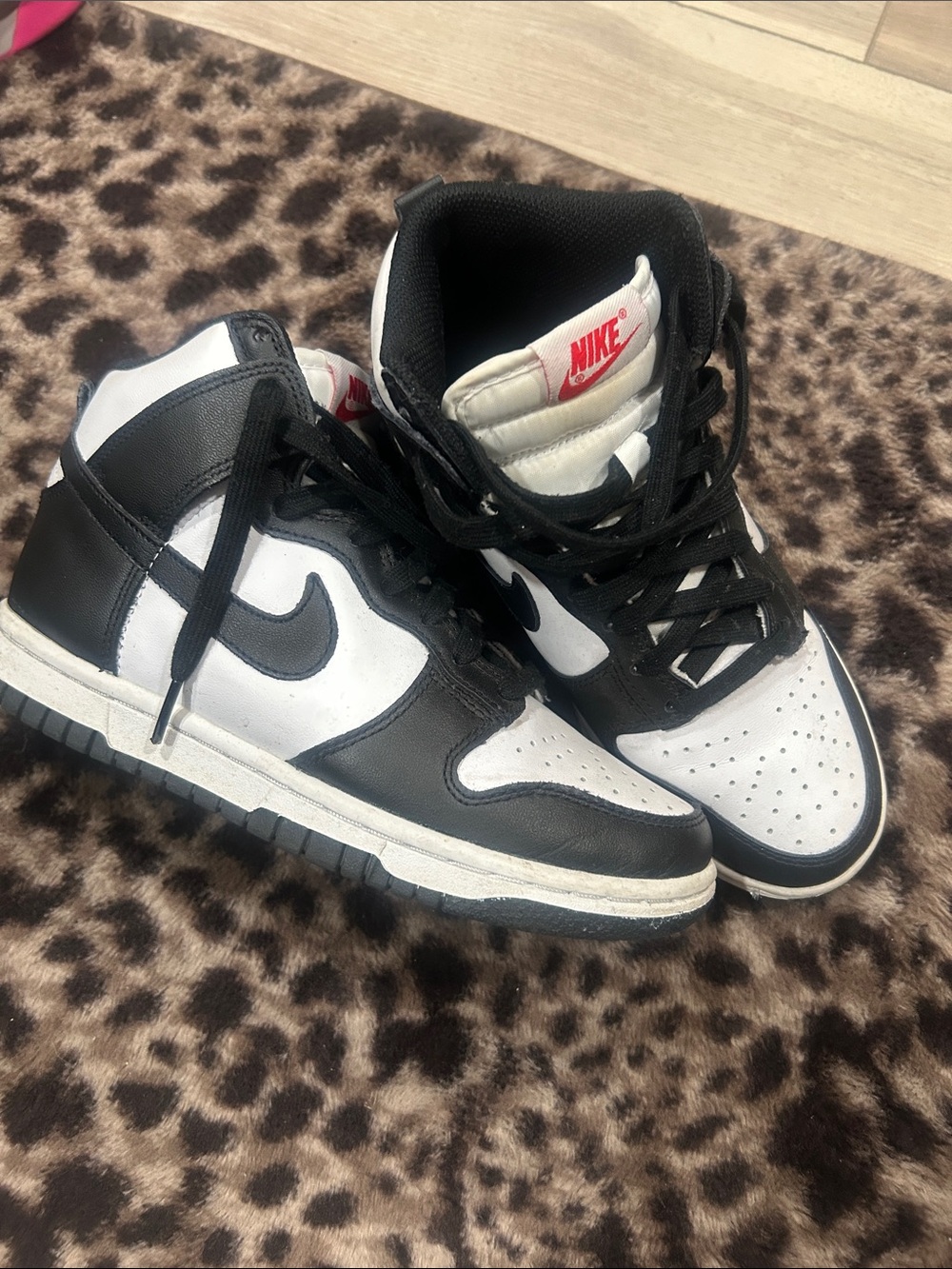 Nike Black and White Men’s High-Top Sneakers